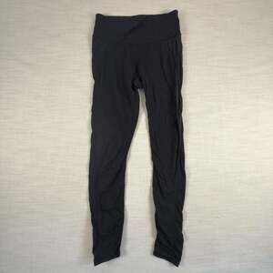 Lululemon Women's Essential Rhythm Pant Black Size 2 Breathable Stretch
